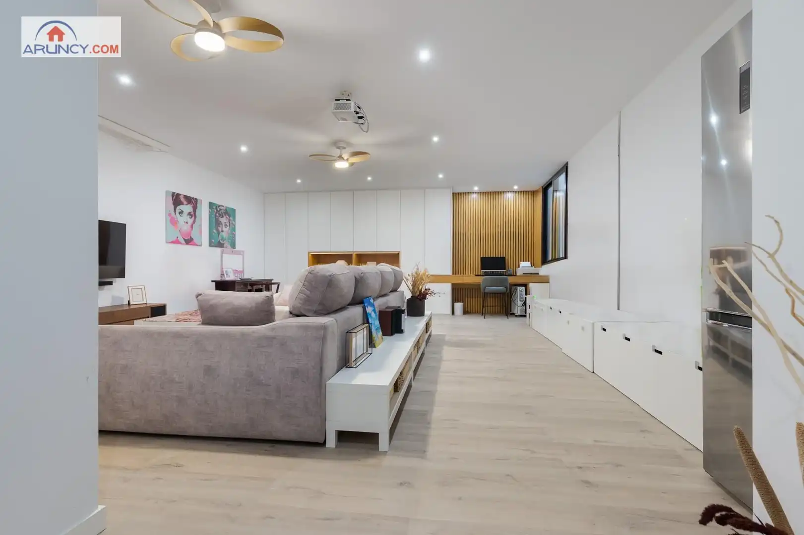 Casa adosada en venta en Dos Hermanas con Aire acondicionado, Jardín privado y Terraza