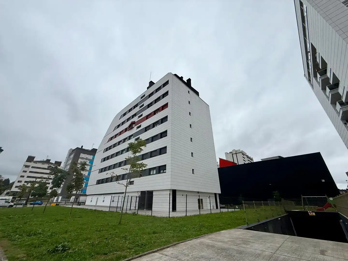 Exterior view of Flat for rent in Oviedo   with Heating, Private garden and Terrace
