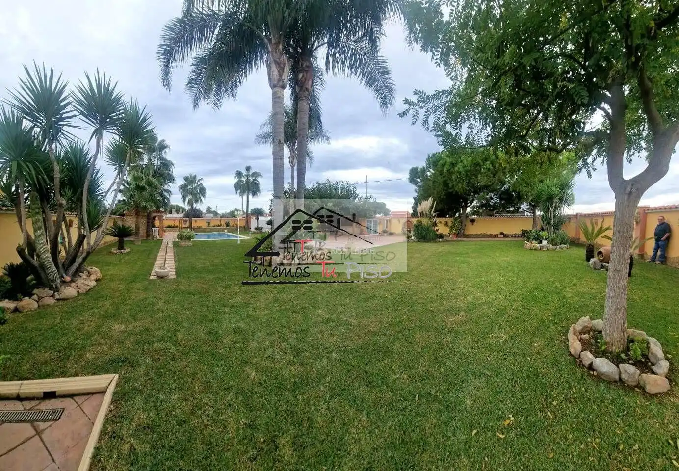 Finca rústica en venda en Benicarló amb Jardí privat, Terrassa i Piscina