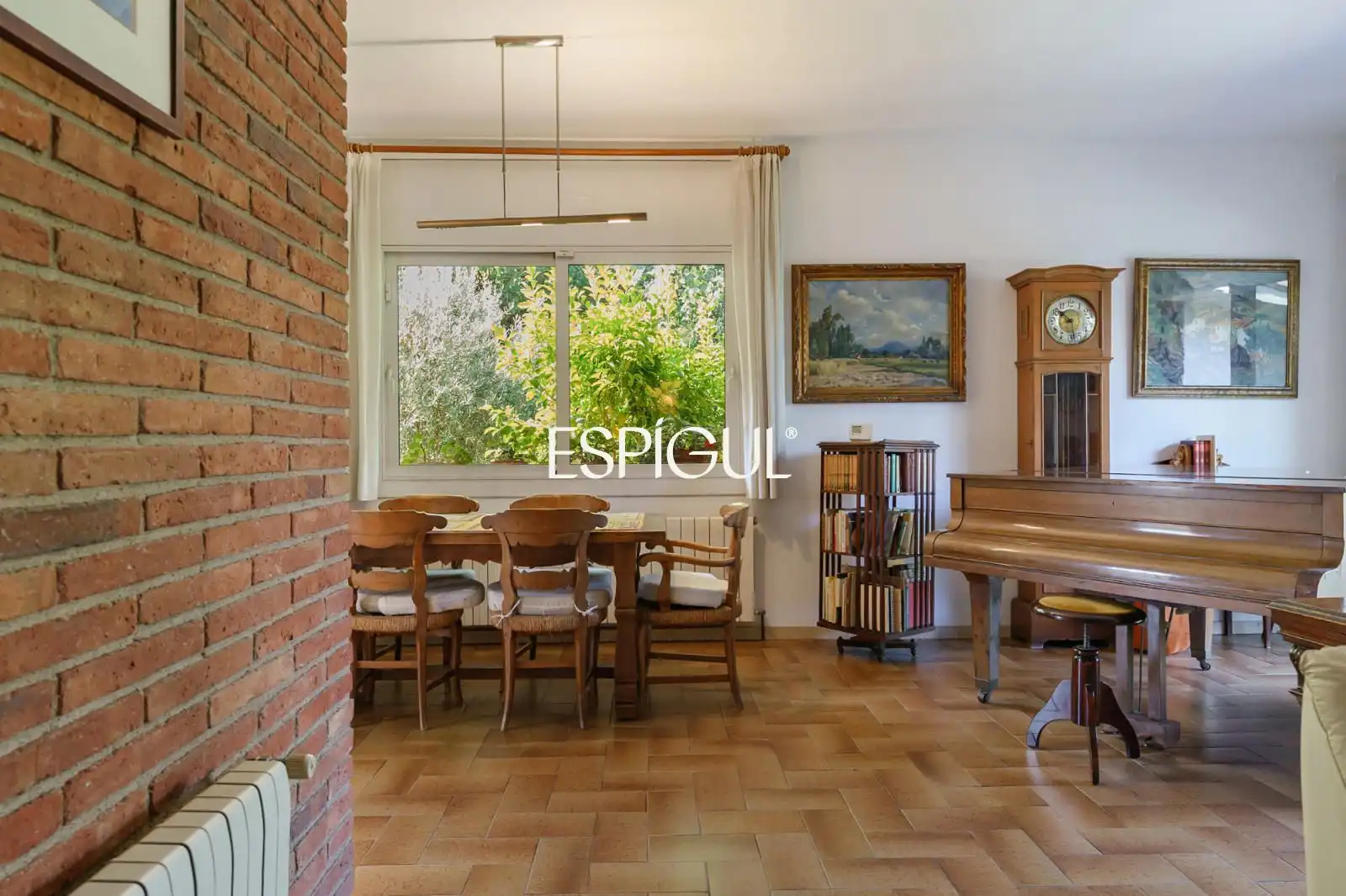 Comedor de Casa o chalet en venta en Cerdanyola del Vallès con Calefacción, Terraza y Trastero