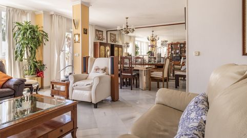 Foto 5 de Piso en venta en Maritimo Pablo R Picasso, 18, Los Álamos, Torremolinos