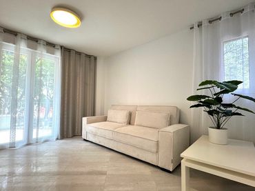 Flat with lift for sale in avenida barcelona 12