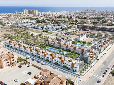 Àtic amb piscina en venda a Nueva Torrevieja - Aguas Nuevas