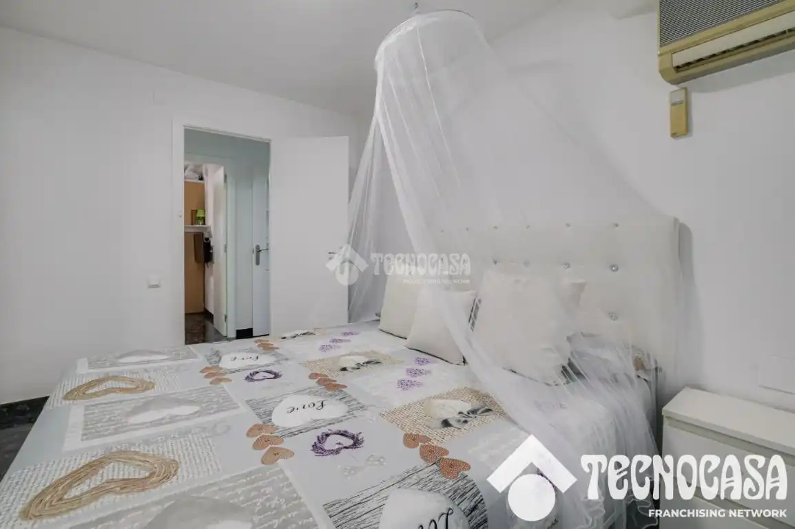 Habitación de Piso en venta en Gavà con Aire acondicionado, Calefacción y Terraza