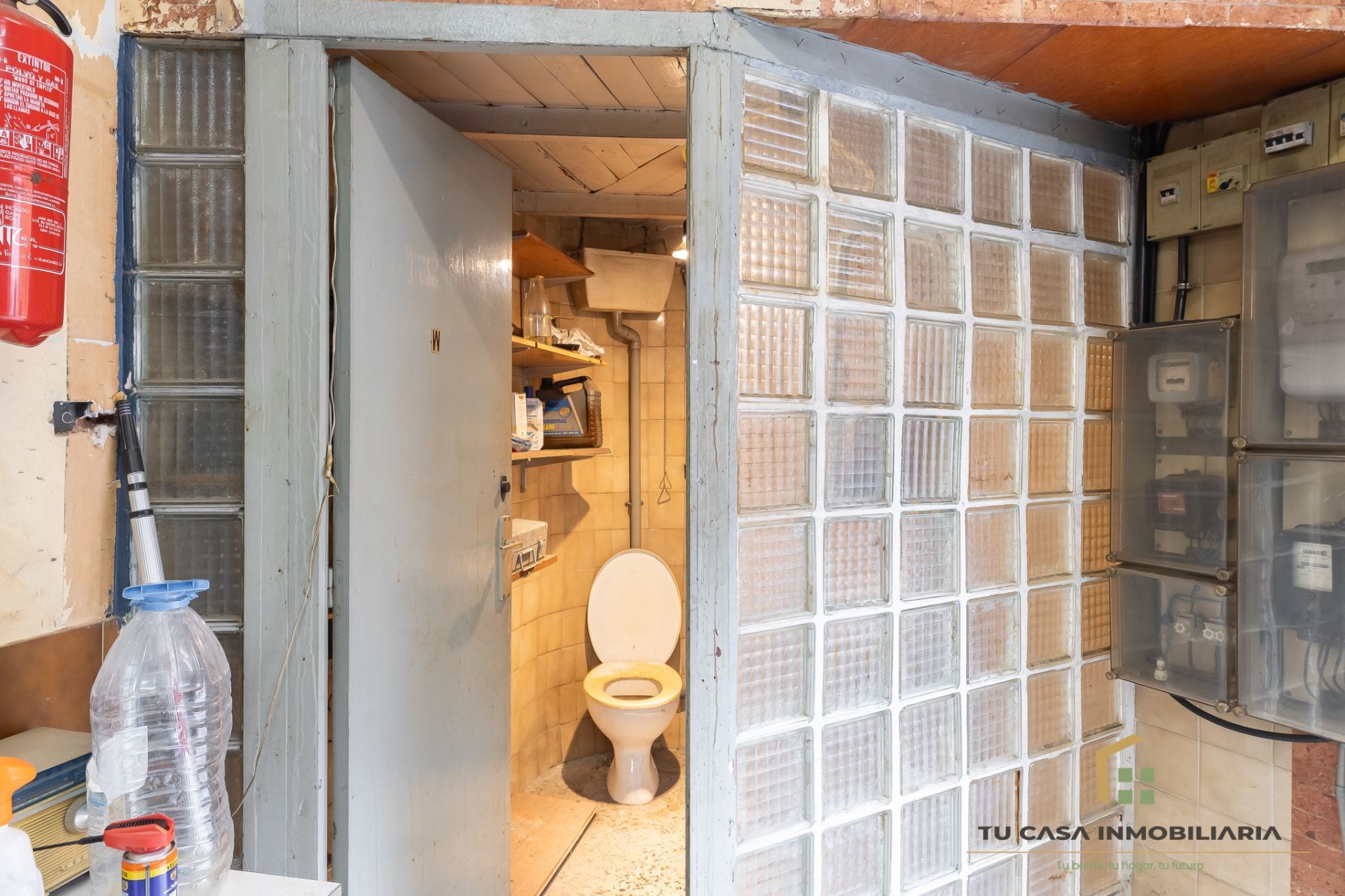 Bany de Local en venda en Santa Coloma de Gramenet