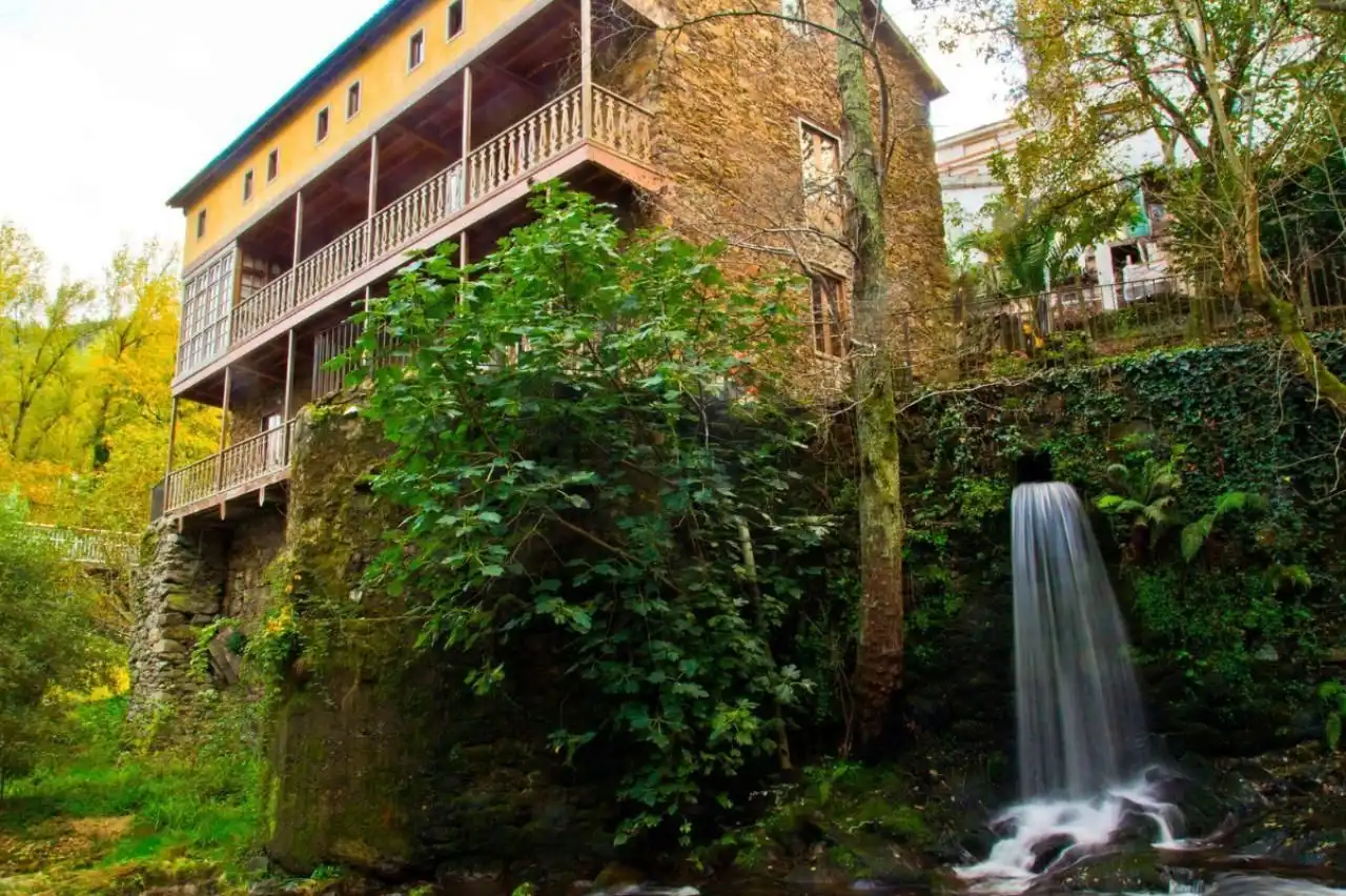 Casa rústica con terraza en venta en A Peroxa, imagen 3