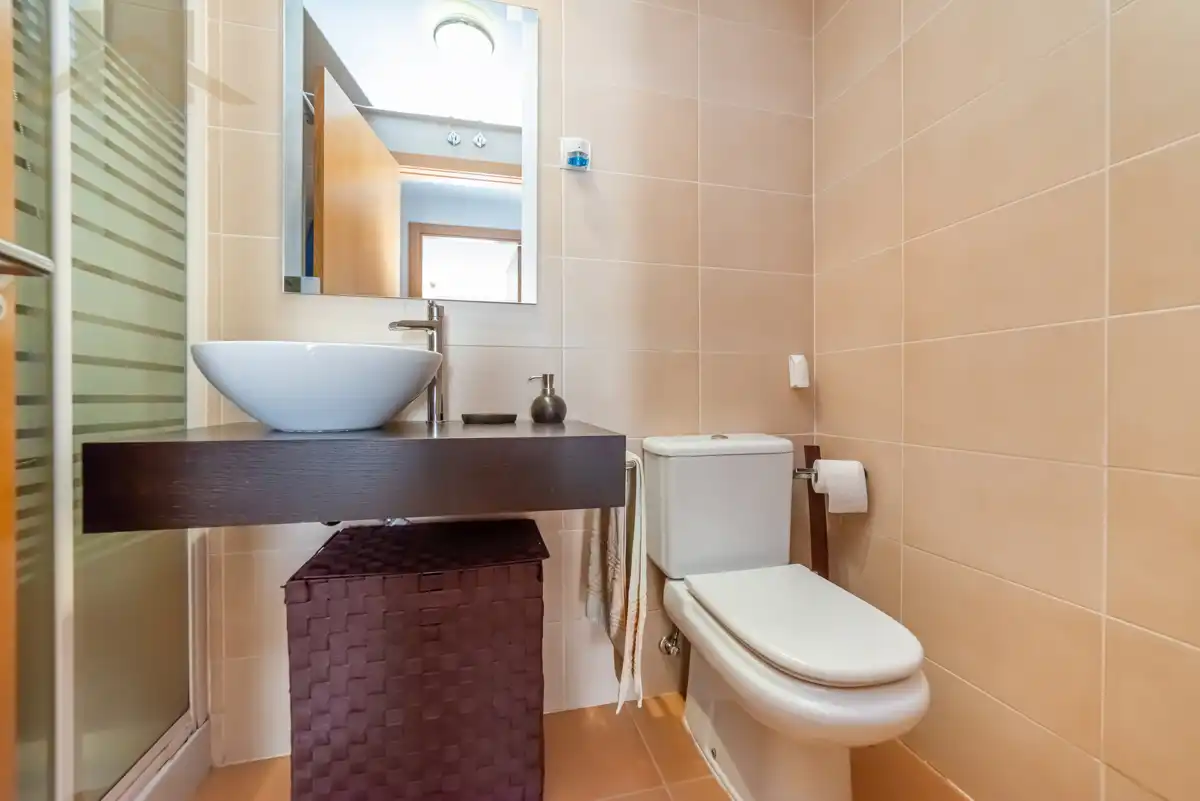 Baño de Piso en venta en Pinto con Aire acondicionado, Calefacción y Parquet