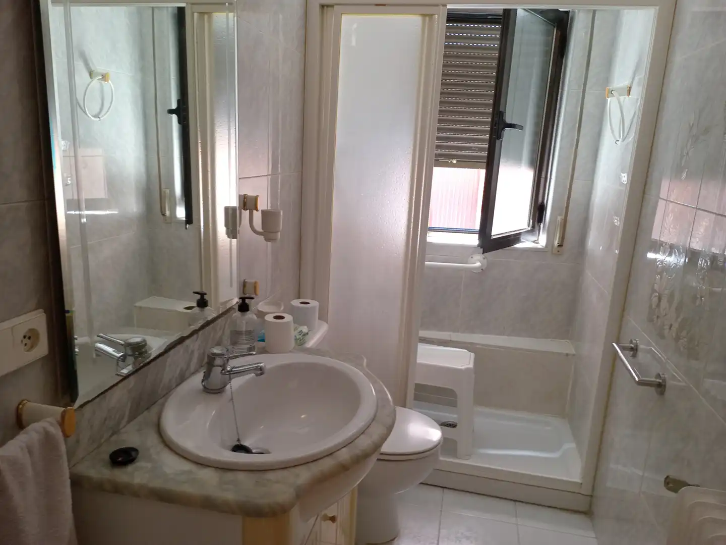 Bathroom of Houses for sale in Salamanca  with Heating, Furnished and Oven
