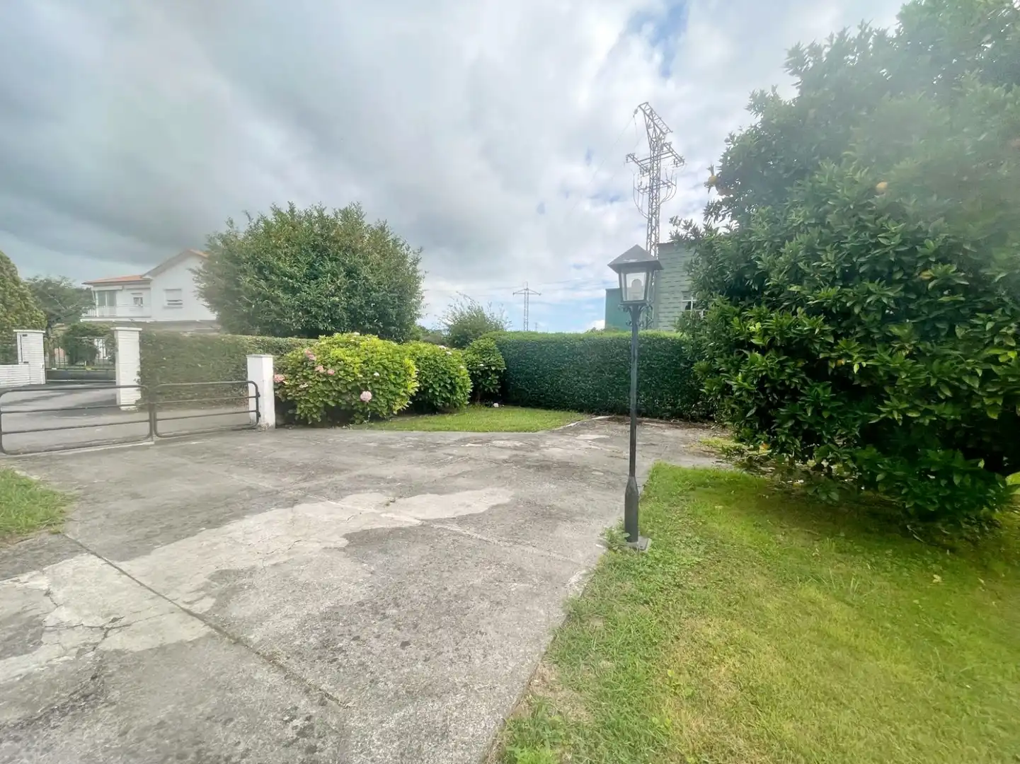 Exterior view of Houses for sale in Piélagos  with Heating, Parquet flooring and Storage room