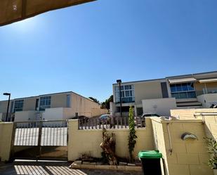 Exterior view of Single-family semi-detached to rent in Alicante / Alacant  with Terrace