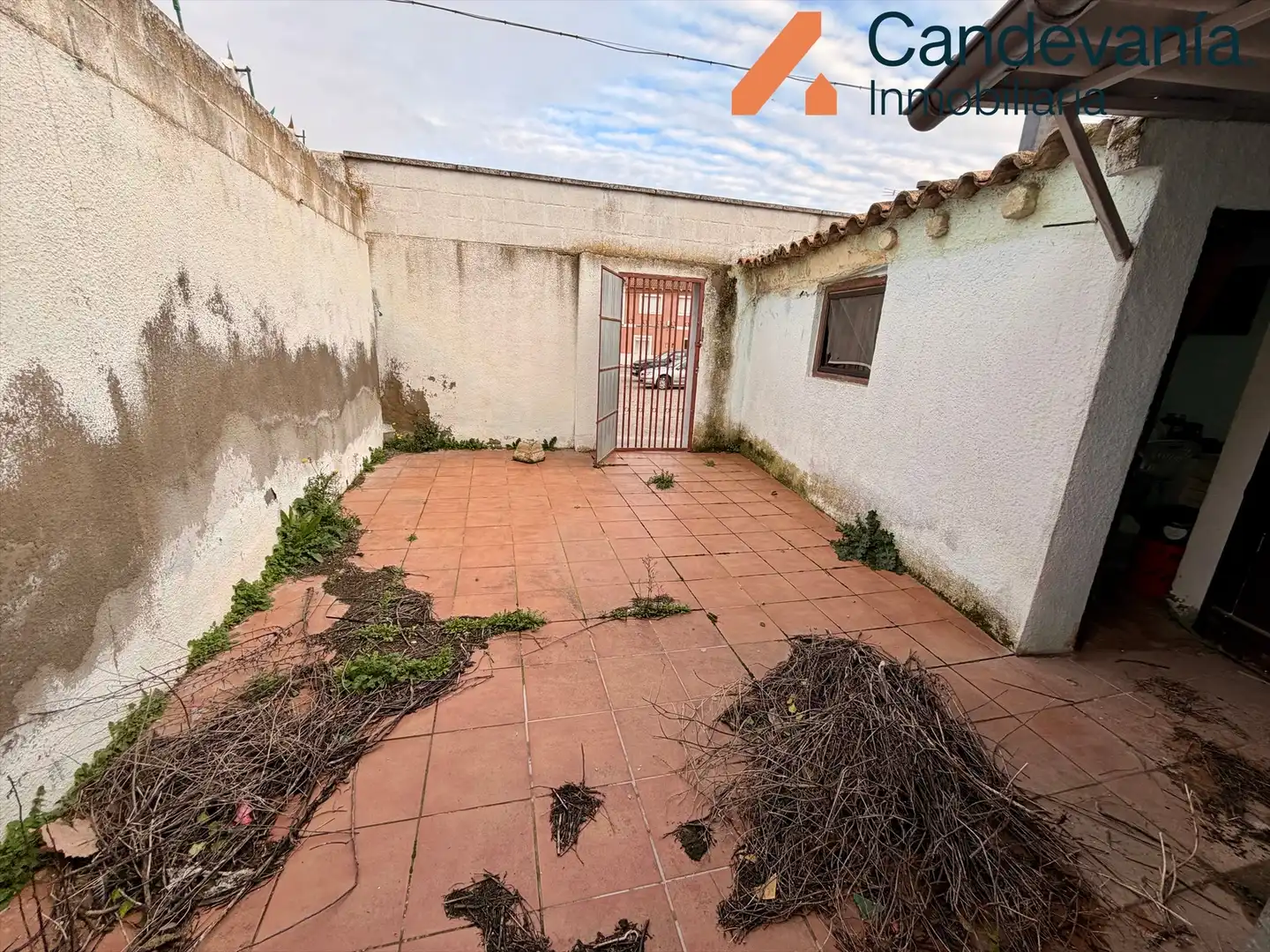 Vista exterior de Casa o chalet en venta en Gurrea de Gállego