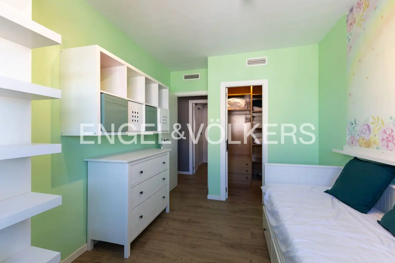 Habitación de Ático en venta en Benicarló con Aire acondicionado, Calefacción y Terraza