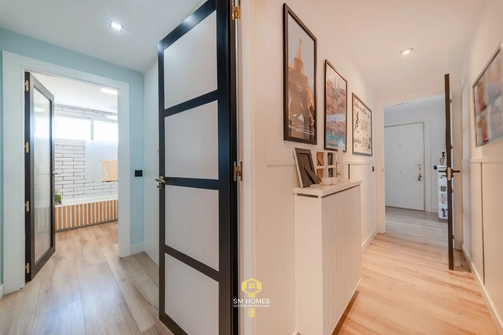 Flat for sale in Coslada  with Air Conditioner, Heating and Storage room