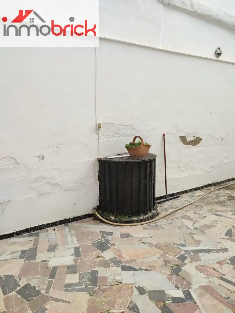 Jardí de Casa o xalet en venda en Lucena