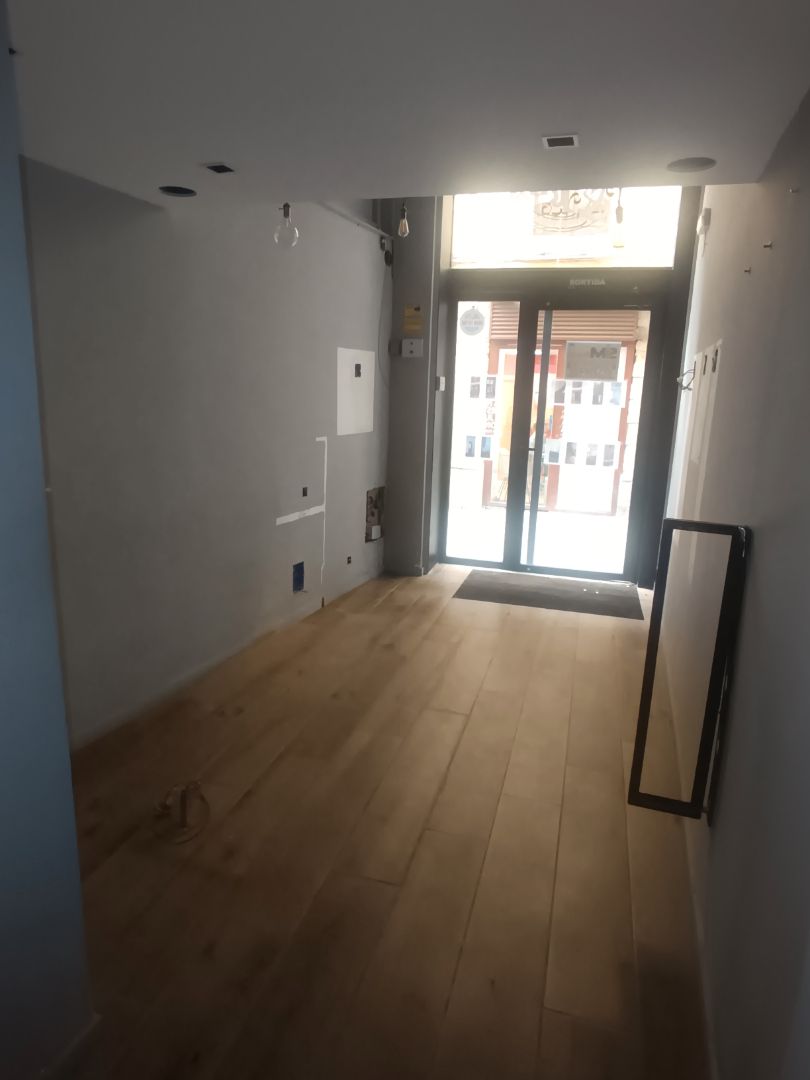 Local de alquiler en  Lleida Capital