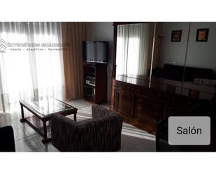 Living room of Flat to rent in Salamanca Capital  with Balcony