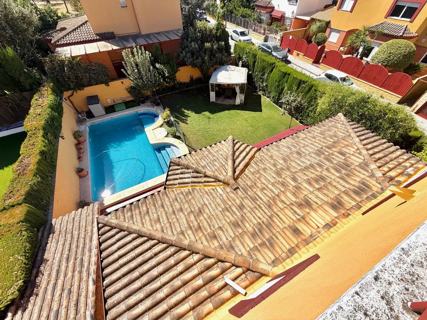 Villa con piscina in vendita a Gines
