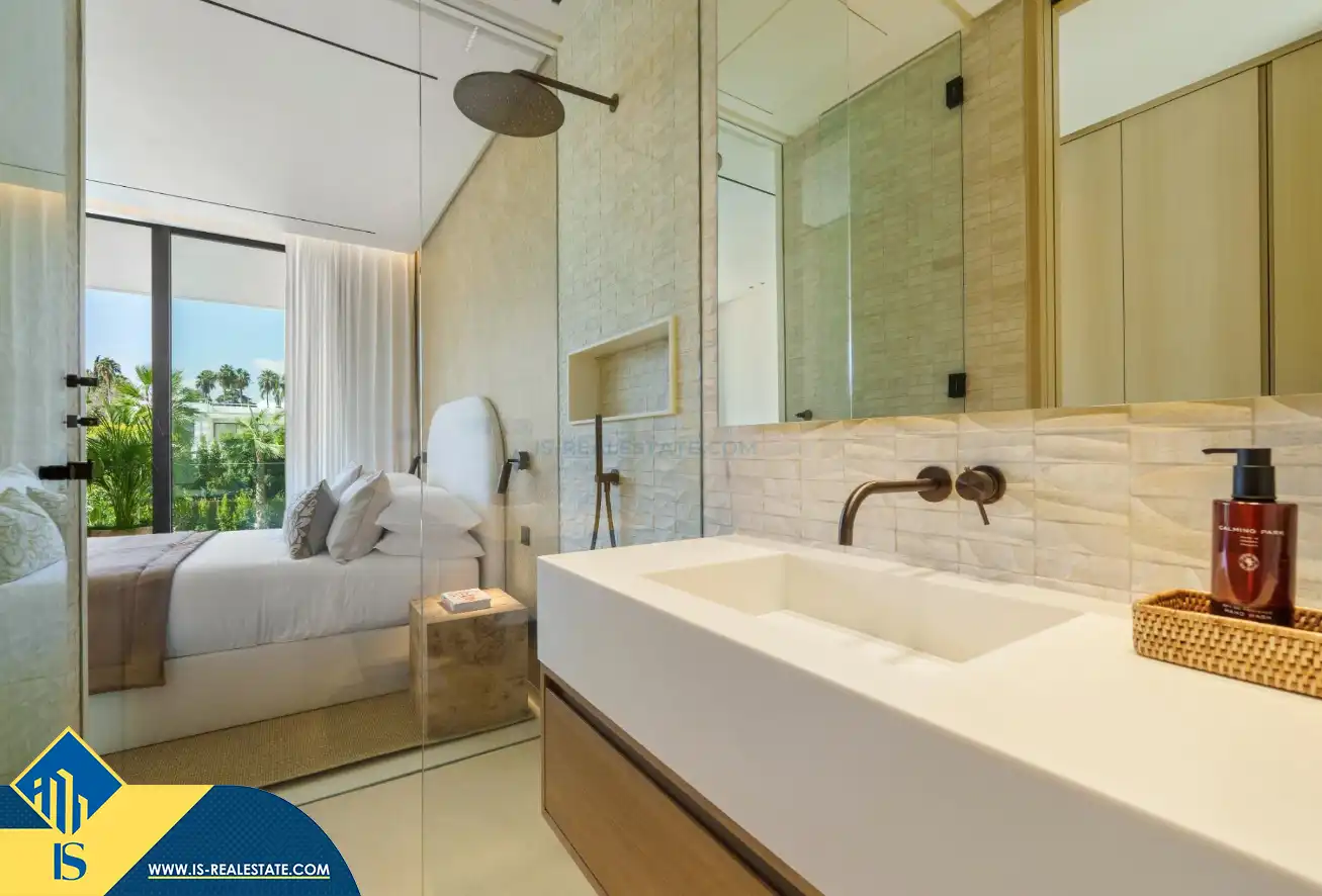 Chalet con piscina en venta en Milla de Oro, imagen 9