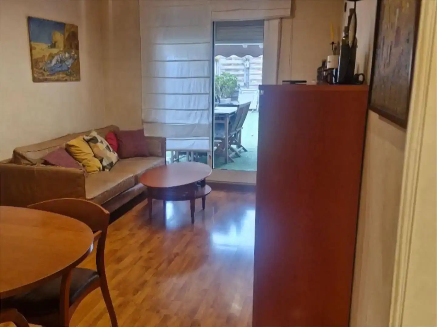 Sala d'estar de Casa adosada en venda en  Barcelona Capital amb Aire condicionat