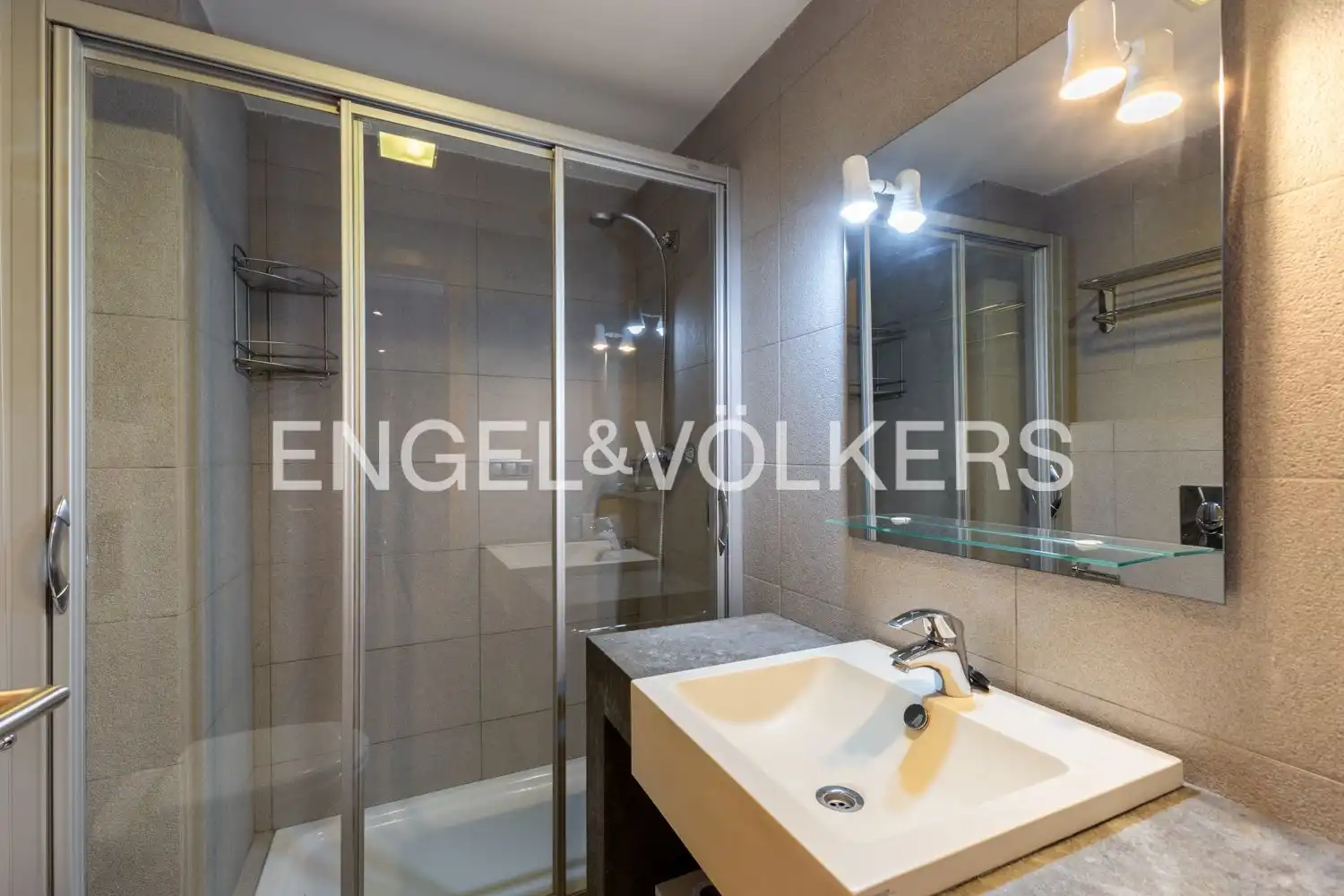 Bathroom of Flat for sale in Cullera  with Air Conditioner, Heating and Parquet flooring