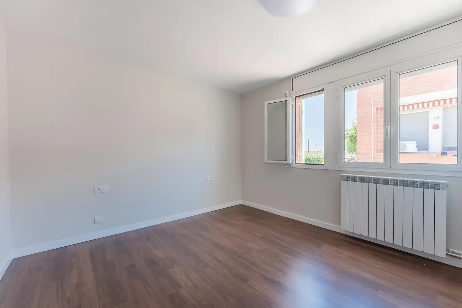 Dormitori de Casa adosada en venda en Parets del Vallès amb Calefacció i Terrassa