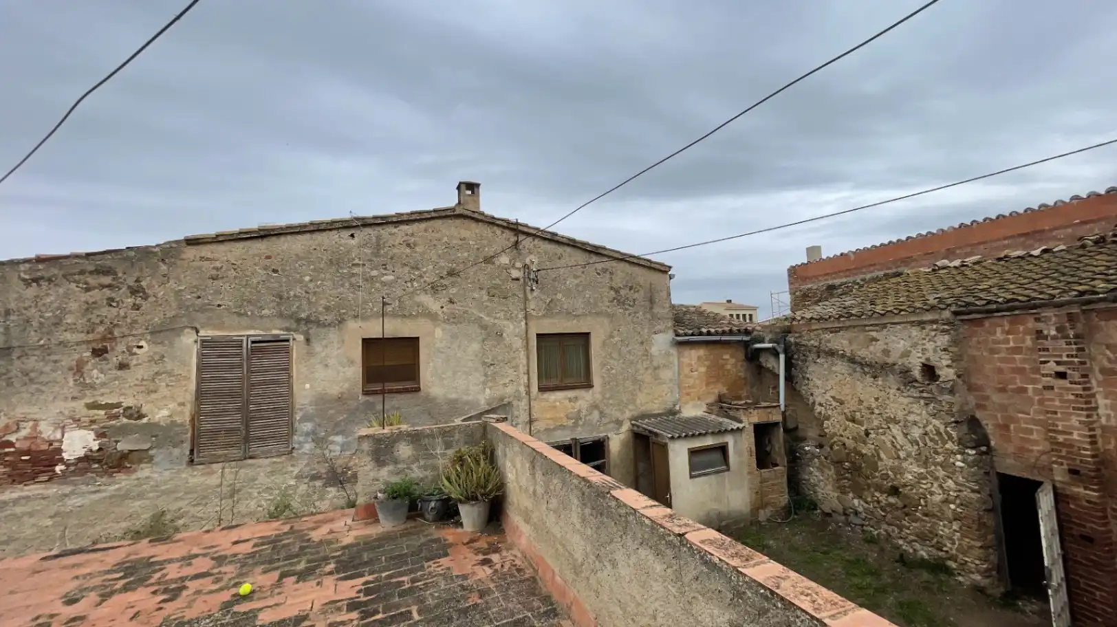 Außenansicht von Country house zum Verkauf in La Tallada d'Empordà mit Klimaanlage, Heizung und Terrasse