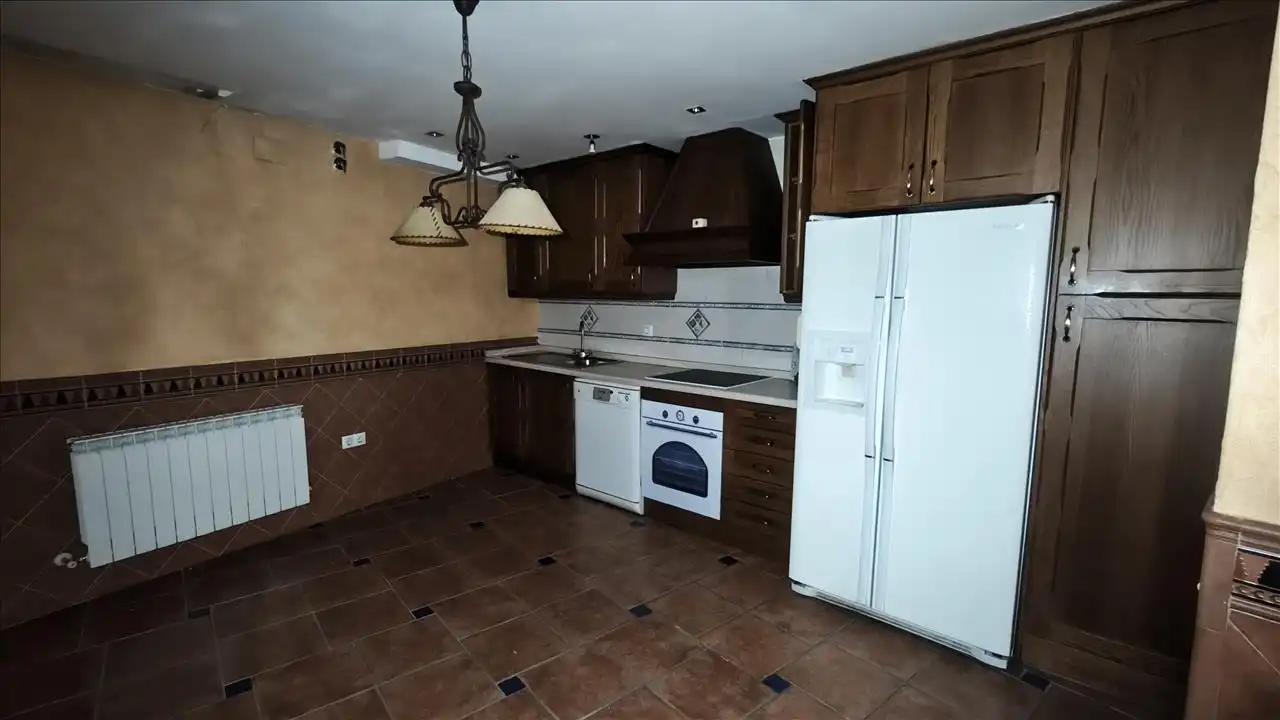 Cocina de Piso en venta en Ciudad Real con Calefacción, Parquet y Trastero