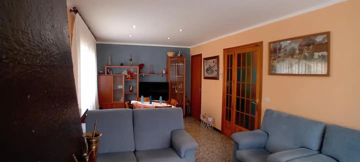 Sala d'estar de Casa o xalet en venda en Centelles amb Calefacció i Jardí privat
