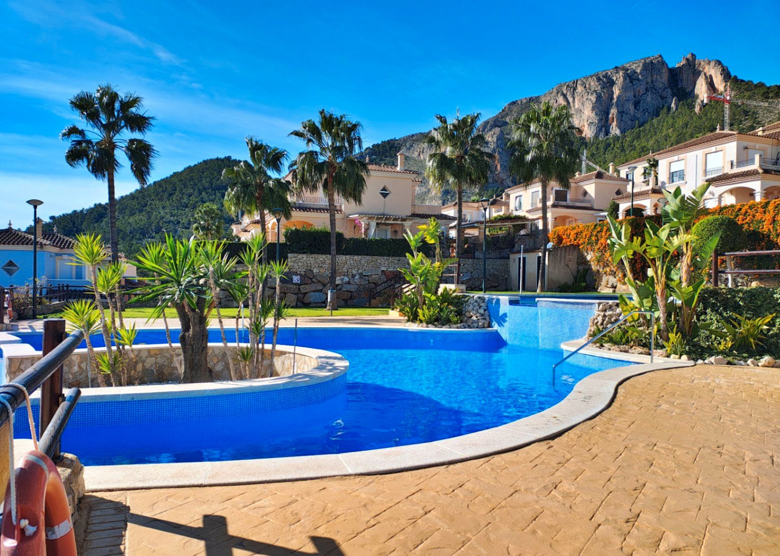 Piscina de Finca rústica en venda en Polop amb Aire condicionat, Jardí privat i Terrassa