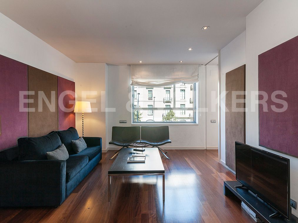 Living room of Flat for sale in  Barcelona Capital  with Air Conditioner, Heating and Parquet flooring