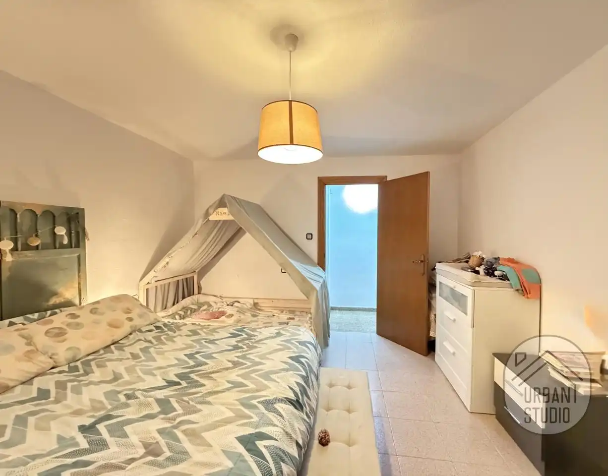 Habitación de Piso en venta en Alicante / Alacant con Terraza