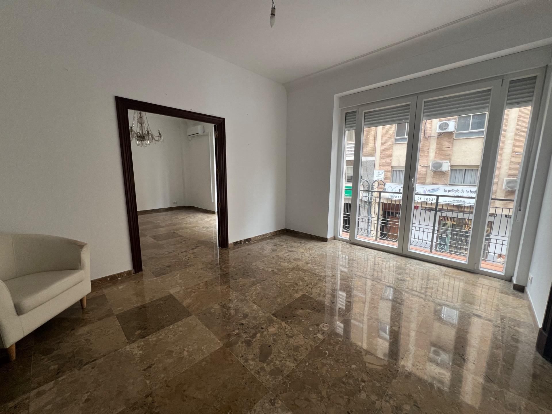 Sala d'estar de Pis de lloguer en  Córdoba Capital amb Aire condicionat, Calefacció i Parquet