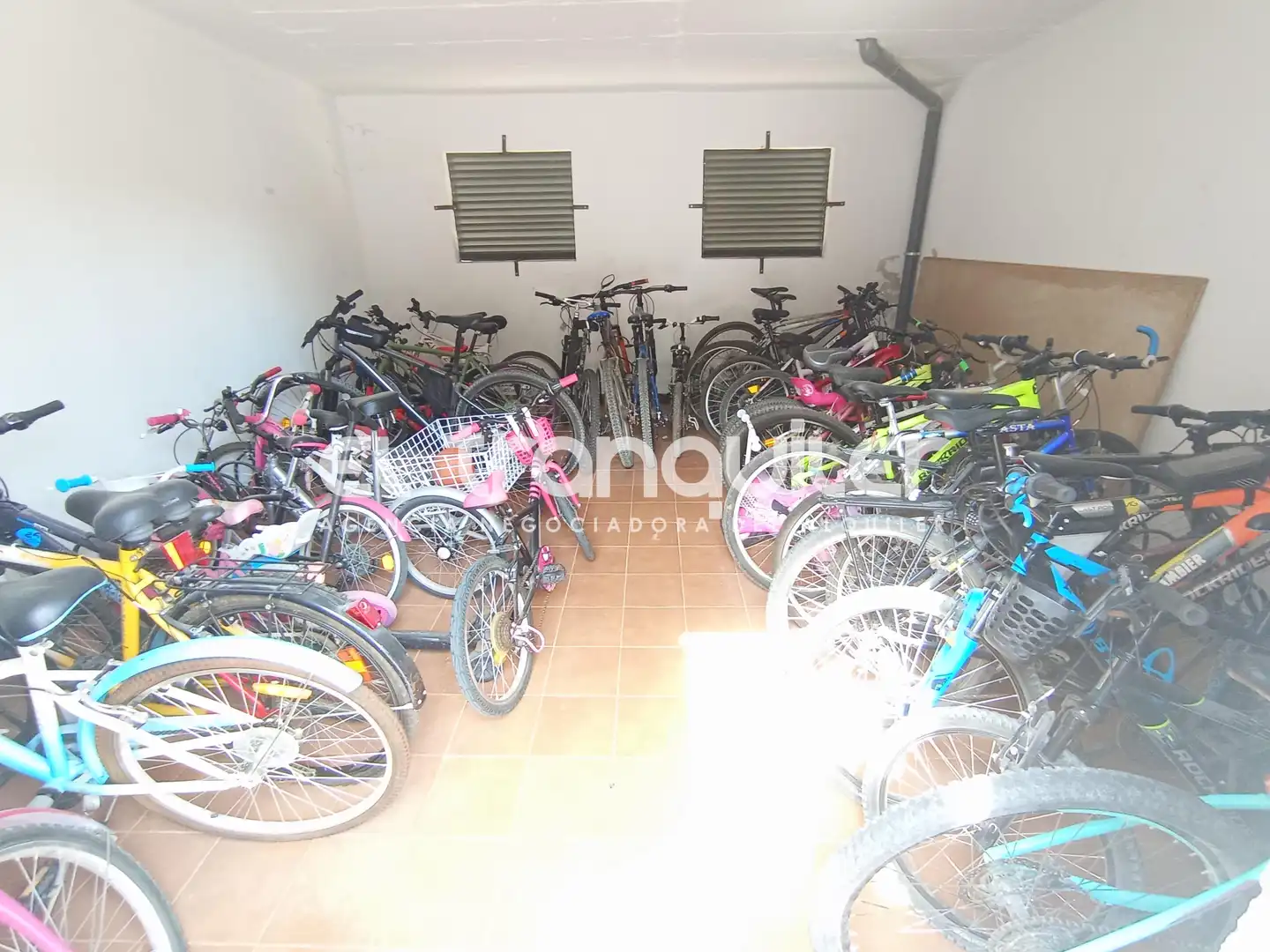 Parking de Piso de alquiler en Arganda del Rey con Aire acondicionado, Terraza y Piscina
