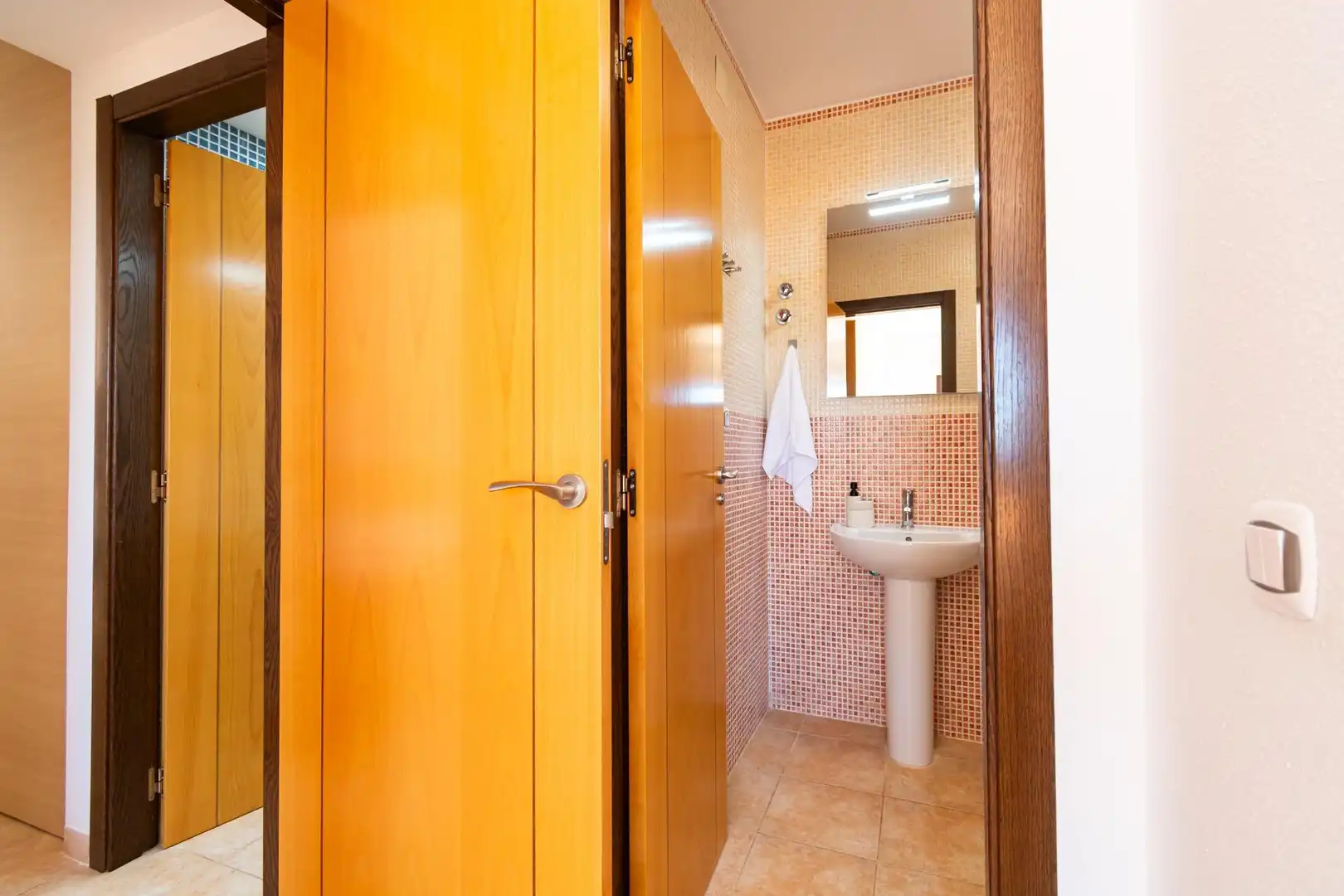 Bany de Apartament en venda en Águilas amb Aire condicionat, Terrassa i Moblat