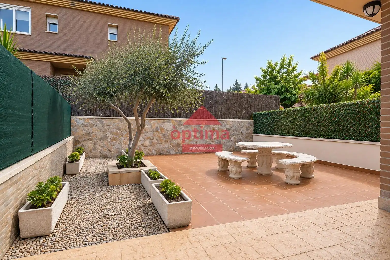 Casa a schiera con terrazza in vendita a Calle BELGRADO, imagen 7
