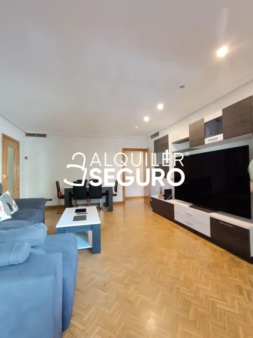 Wohnung zur Miete in Estrella de Elola, Centro