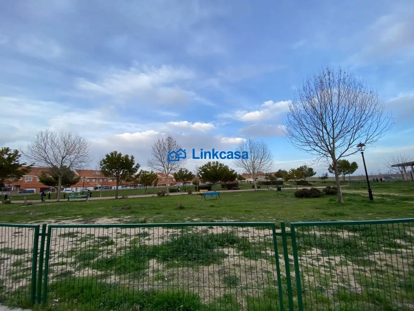 Casa adosada en venda en Seseña amb Aire condicionat, Calefacció i Jardí privat