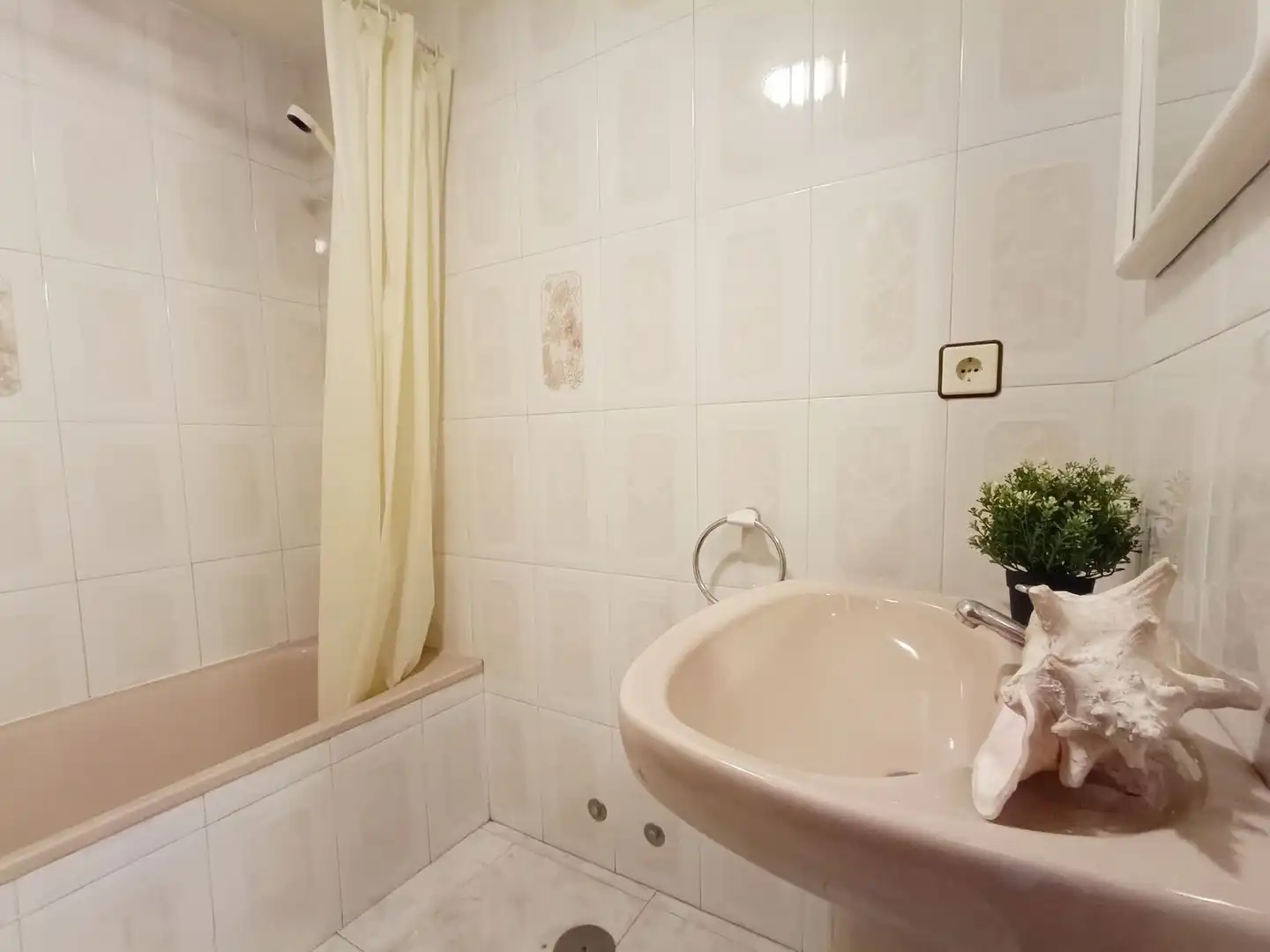 Wohnung zum Verkauf in Lena