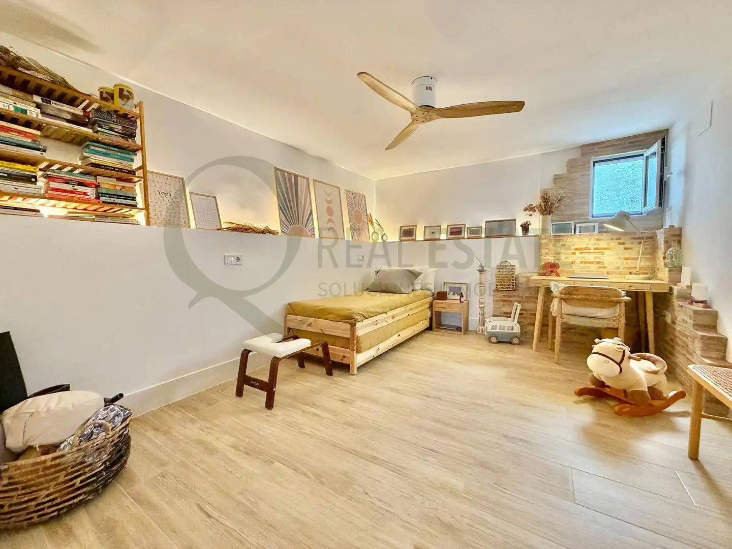 Houses for sale in El Campello  with Air Conditioner, Heating and Private garden