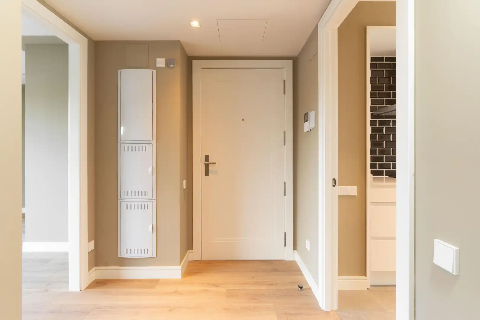 Flat for rent in Sabadell  with Air Conditioner, Private garden and Parquet flooring