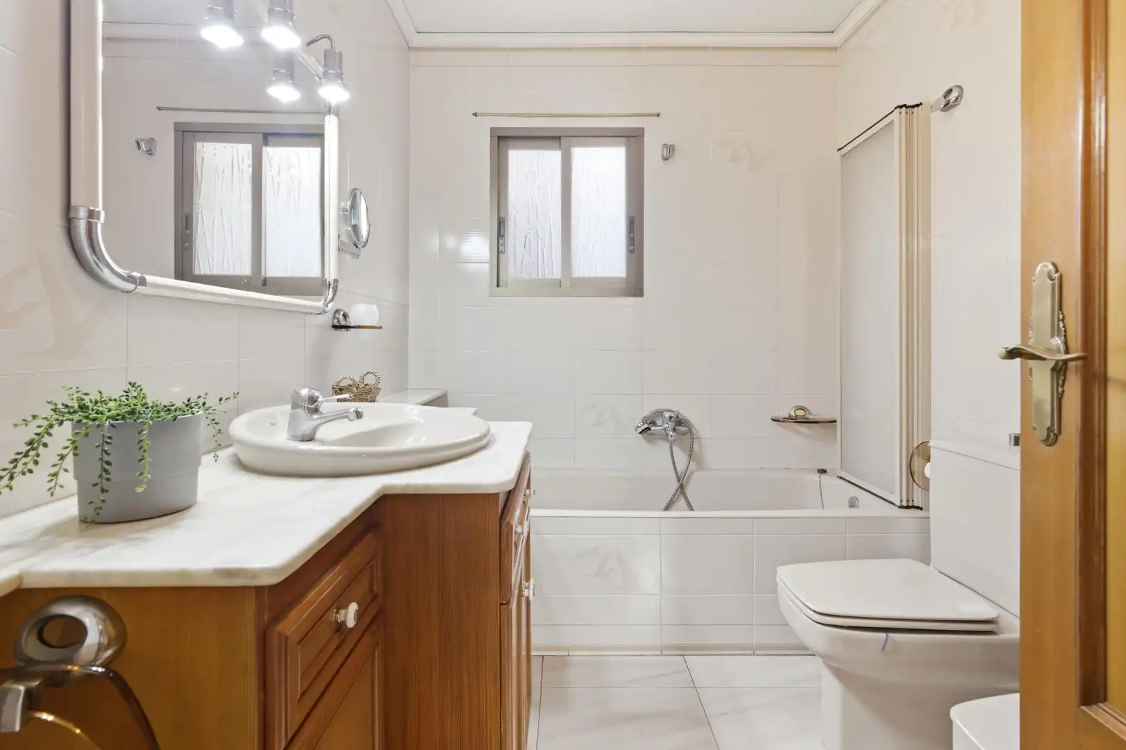 Badezimmer von Haus oder Chalet zum Verkauf in Benirredrà mit Klimaanlage, Terrasse und Abstellraum