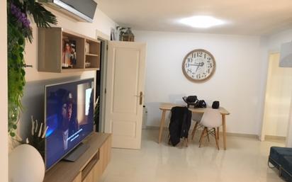 Living room of Flat for sale in Mataró  with Air Conditioner and Balcony