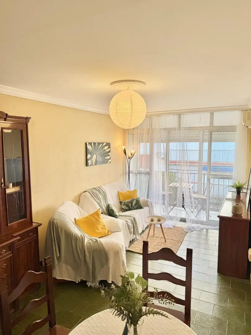Living room of Apartments for sale in Sevilla