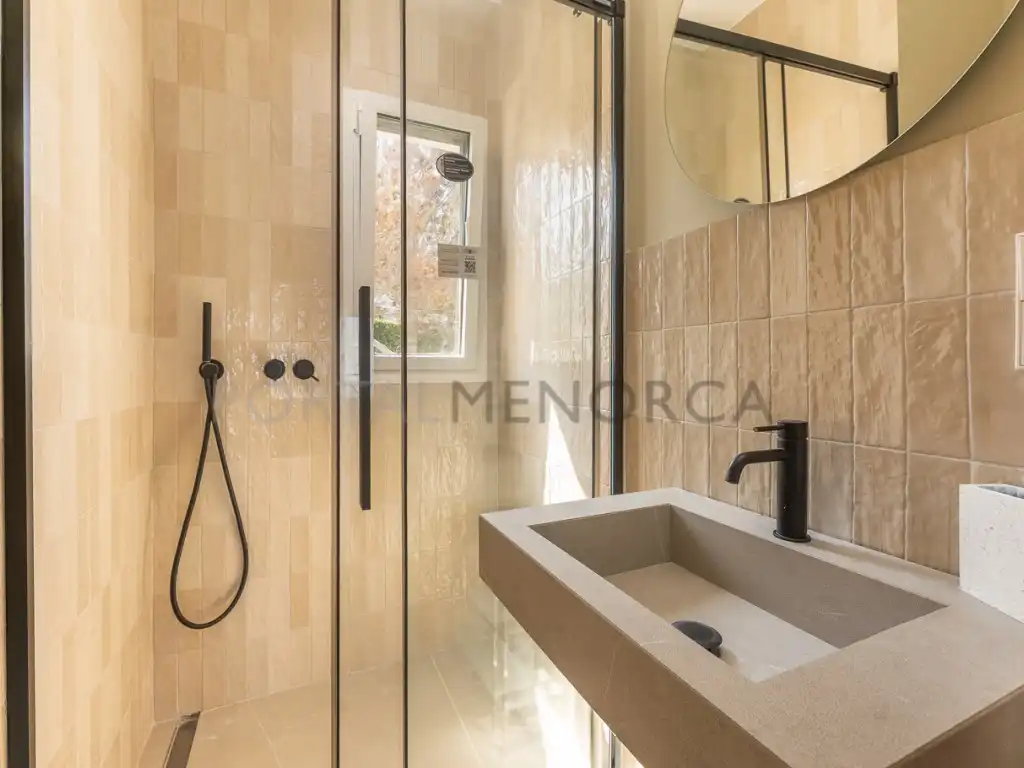 Bany de Casa o xalet en venda en Ciutadella de Menorca amb Piscina
