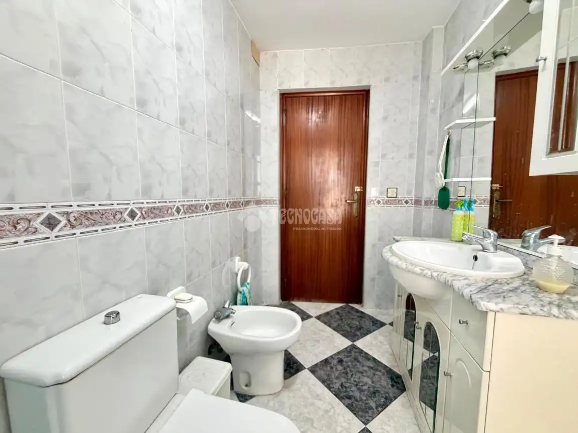 Casa en venda a Puente Genil, imagen 2