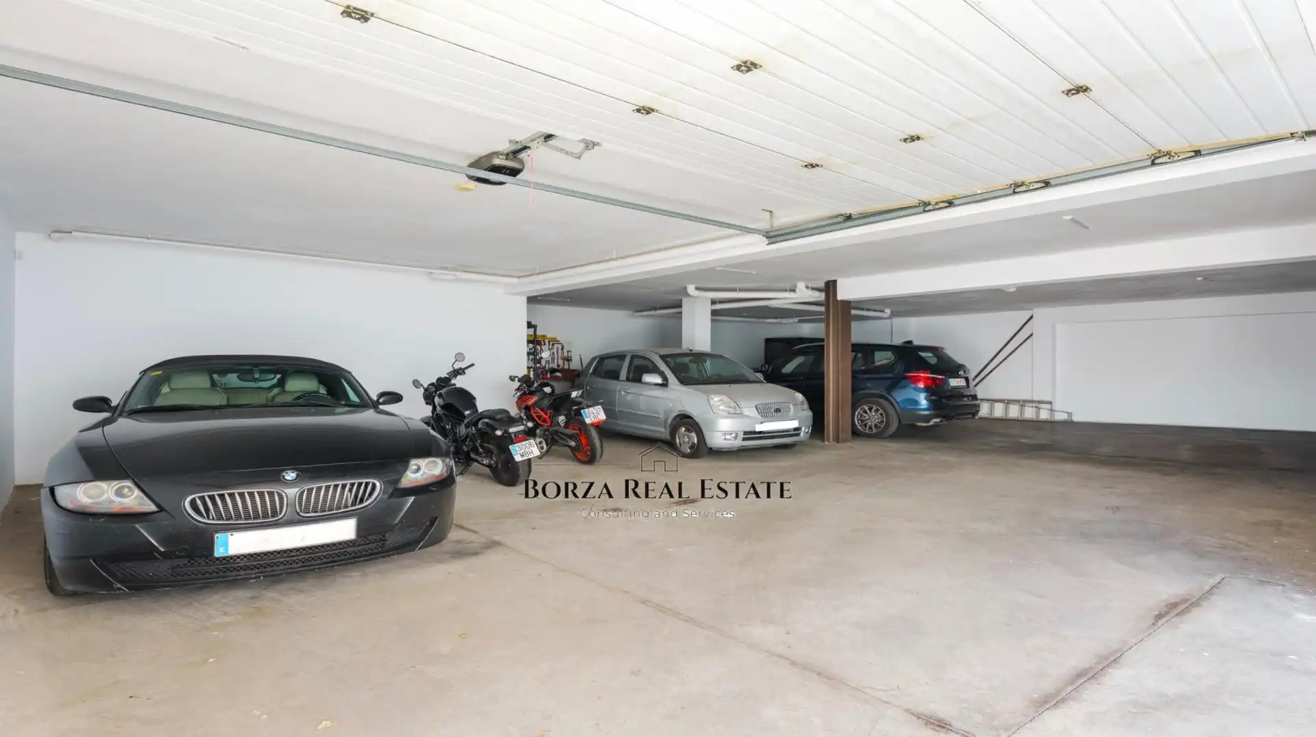 Detached house with pool for sale in Avenida Kurt Konrad Mayer, imagen 37