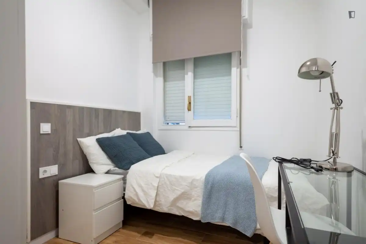 Habitació a Sant Gervasi- Galvany