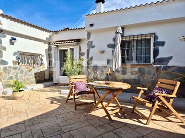 Casa con piscina in vendita a Alborache
