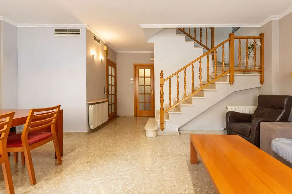Haus oder Chalet zum Verkauf in Canet de Mar mit Klimaanlage, Heizung und Terrasse