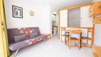 Dormitori de Apartament en venda en Salou amb Jardí privat, Terrassa i Piscina comunitària